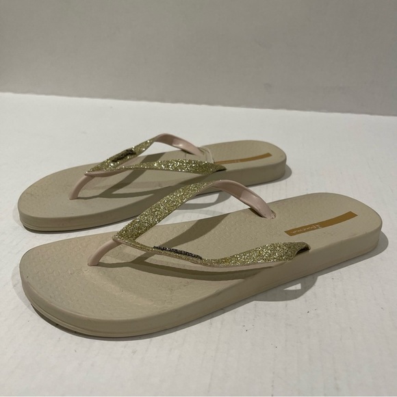 Women’s Ipanema Ana Beige Sparkle Flip Flops Size 11 US! - Picture 3 of 10